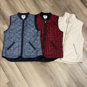 Old Navy Quilted Vests in Blue, Red/Blk buffalo plaid and Cream. All sz large